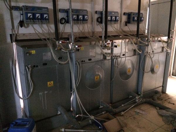 14#3422 Macchine lavacentrifughe con essicatoi Electrolux in vendita - foto 4
