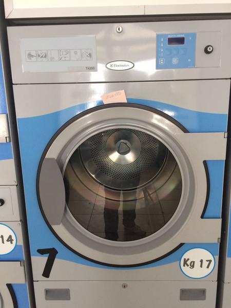 14#3422 Macchine lavacentrifughe con essicatoi Electrolux in vendita - foto 6