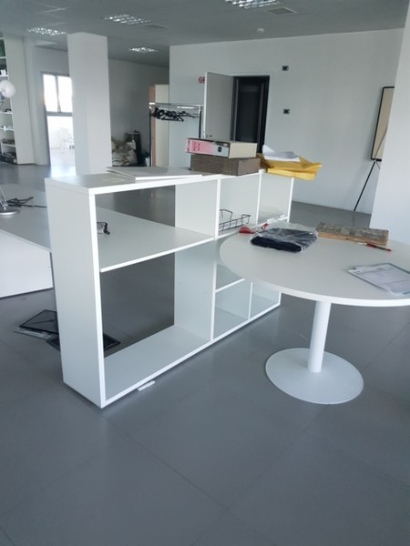 20#3422 Arredi per ufficio in vendita - foto 2