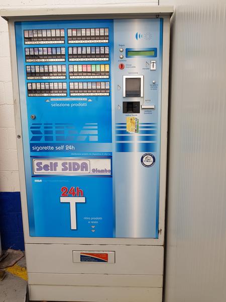 3#3422 Distributore automatico di sigarette Giambo Plus in vendita - foto 1
