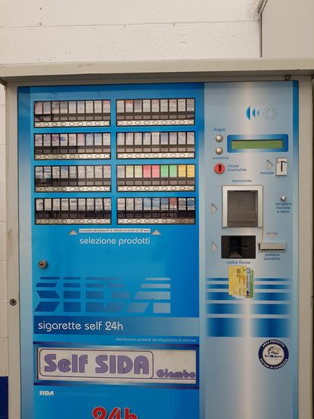 3#3422 Distributore automatico di sigarette Giambo Plus in vendita - foto 2