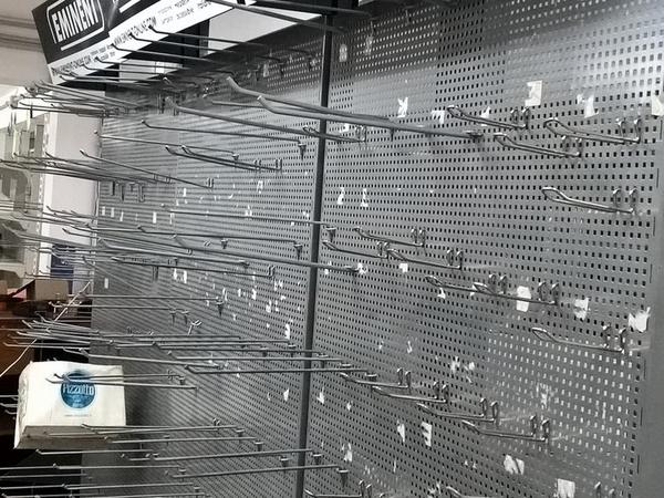 3#3424 Scaffalatura e vetrine per punto vendita in vendita - foto 6