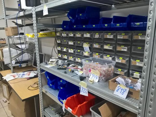 4#3424 Arredi ed attrezzature da ufficio in vendita - foto 2