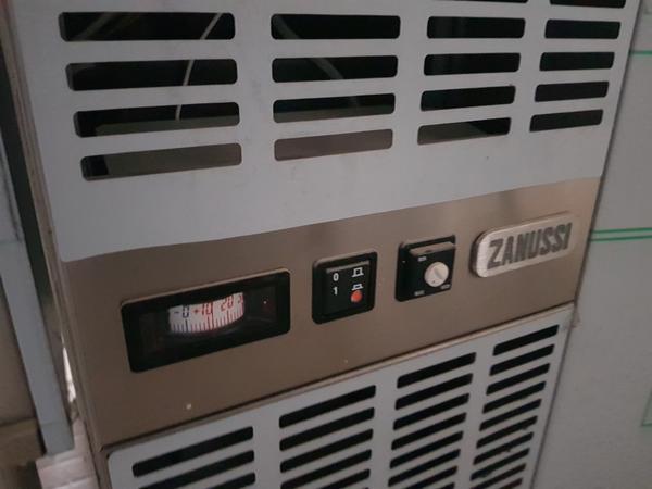 2#3428 Banco refrigerato Zanussi  in vendita - foto 4
