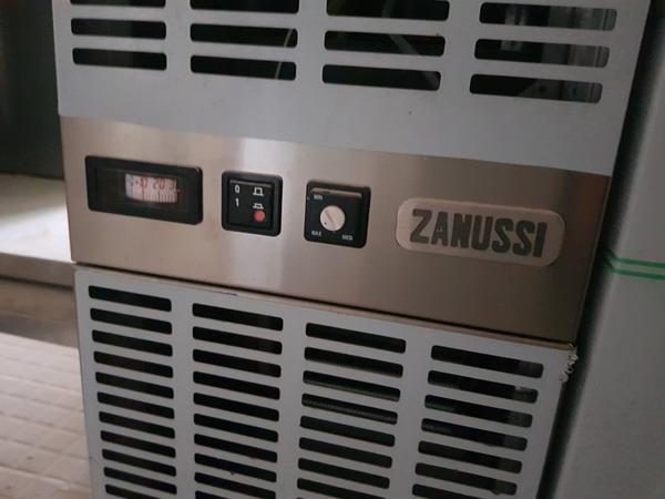 2#3428 Banco refrigerato Zanussi  in vendita - foto 6