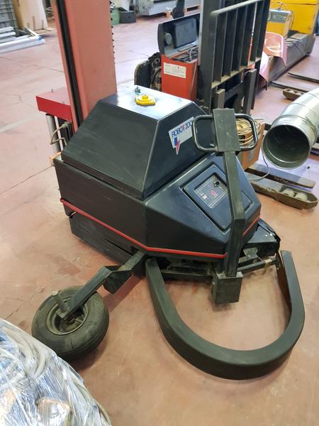 7#3435 Macchinario per imbalaggio Robopac robot 2001 in vendita - foto 1