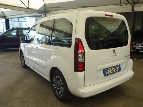 12#3437 Autovettura Peugeot Partner Tepee in vendita - foto 4