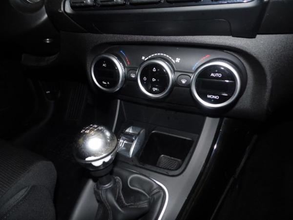 25#3437 Autovettura Alfa Romeo Giulietta 2.0 JTDm-2 in vendita - foto 14