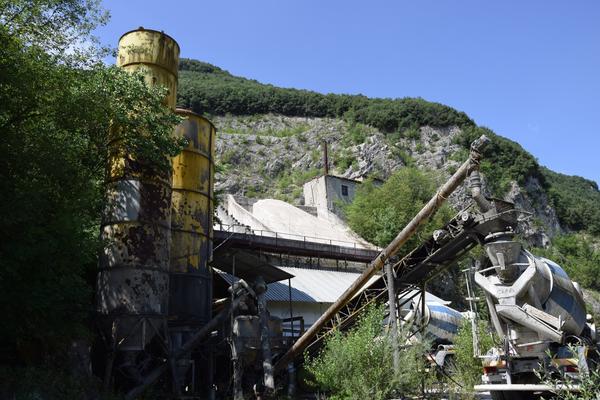 1#3438 Cessione complesso industriale per la produzione di calcestruzzo in vendita - foto 1