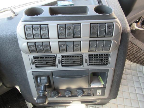 17#3441 Autocarro Iveco in vendita - foto 24