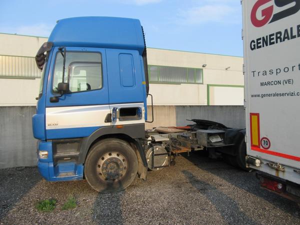 35#3441 Trattore stradale DAF in vendita - foto 2