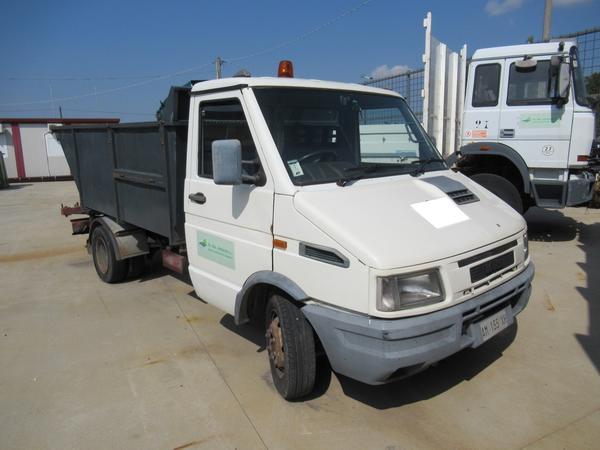 7#3441 Autocarro Iveco 30E8 35A in vendita - foto 1