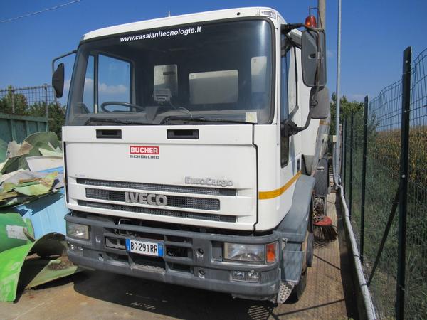 9#3441 Autocarro Iveco 150E18KA in vendita - foto 3