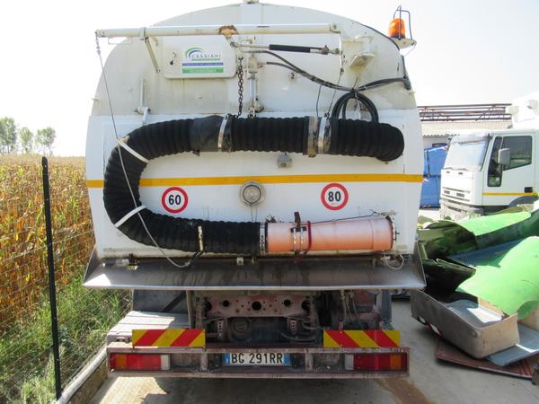 9#3441 Autocarro Iveco 150E18KA in vendita - foto 5