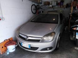 Opel Astra car - Lot 4 (Auction 3442)