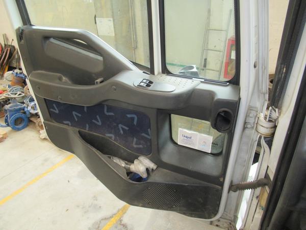 12#3444 Autocarro Iveco Stralis in vendita - foto 24