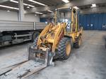 Immagine 1 - Macchina operatrice semovente Komatsu WB70A - Lotto 13 (Asta 3444)