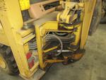 Image 15 - Komatsu WB70A self-propelled machine - Lot 13 (Auction 3444)