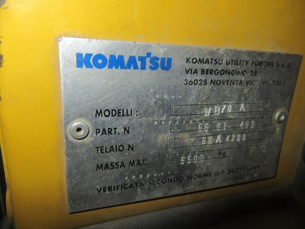 13#3444 Macchina operatrice semovente Komatsu WB70A in vendita - foto 19