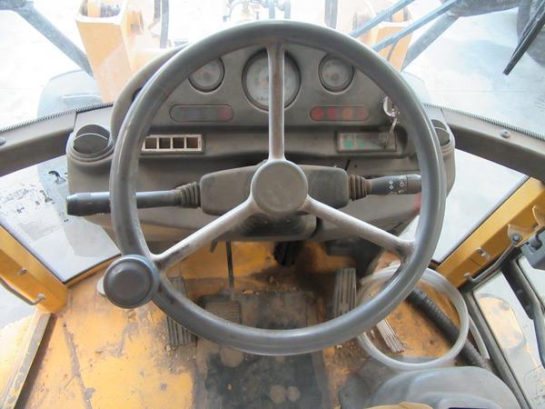 13#3444 Macchina operatrice semovente Komatsu WB70A in vendita - foto 22