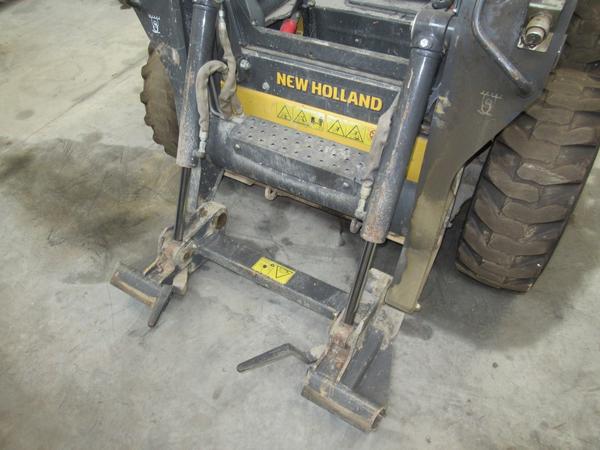 6#3444 Minipala semovente New Holland in vendita - foto 12