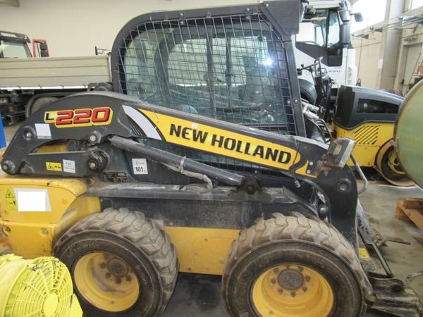 7#3444 Minipala semovente New Holland in vendita - foto 2