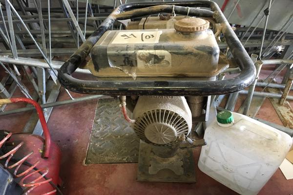 15#3446 Attrezzature e insegne da cantiere in vendita - foto 13