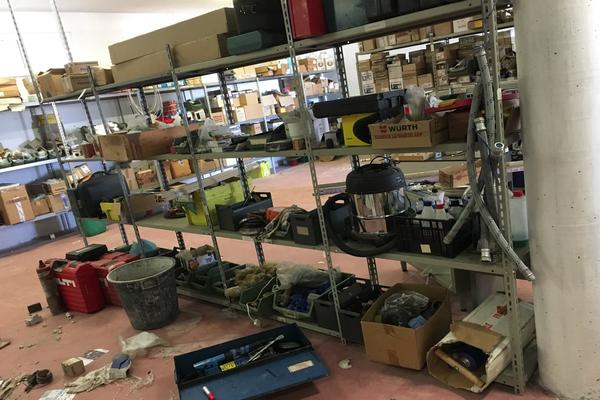 15#3446 Attrezzature e insegne da cantiere in vendita - foto 23