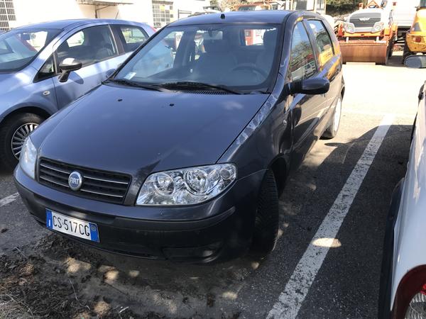 10015#3450 Autovettura Fiat Punto MJT 16V in vendita - foto 4