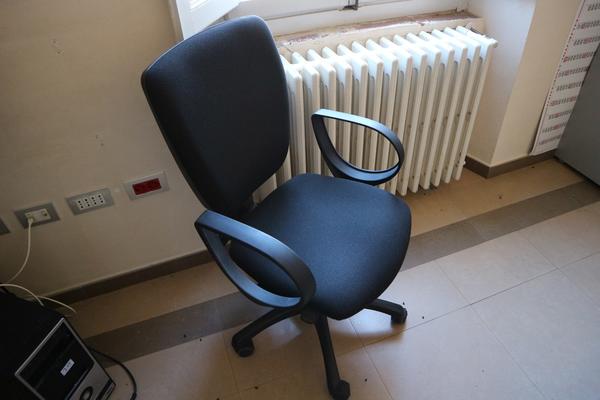 139#3450 Arredamento ufficio e attrezzature elettroniche in vendita - foto 5