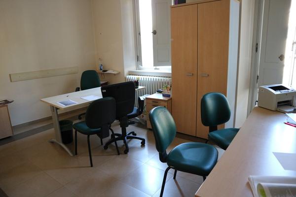 139#3450 Arredamento ufficio e attrezzature elettroniche in vendita - foto 8