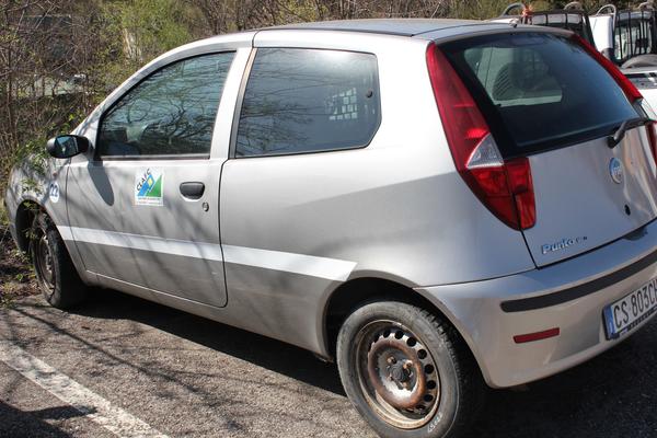 45022#3450 Autocarro Fiat Punto Van in vendita - foto 4