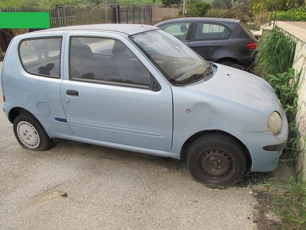 2#3465 Autovettura Fiat 600 in vendita - foto 1