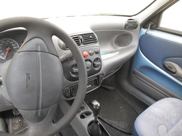 2#3465 Autovettura Fiat 600 in vendita - foto 6