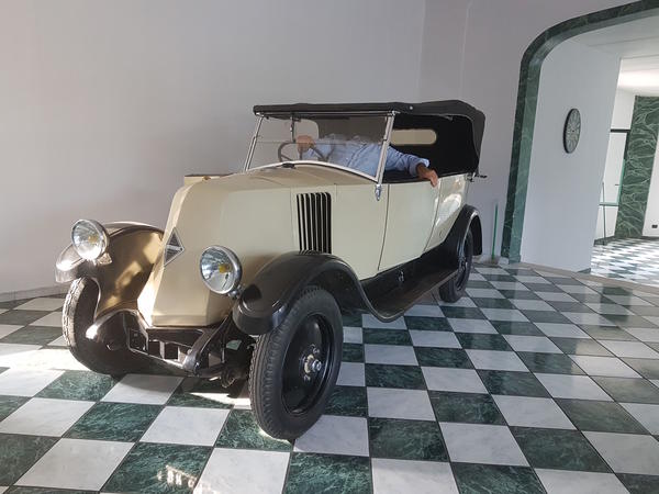 1#3468 Autovettura Renault Torpedo NN 1928 in vendita - foto 2