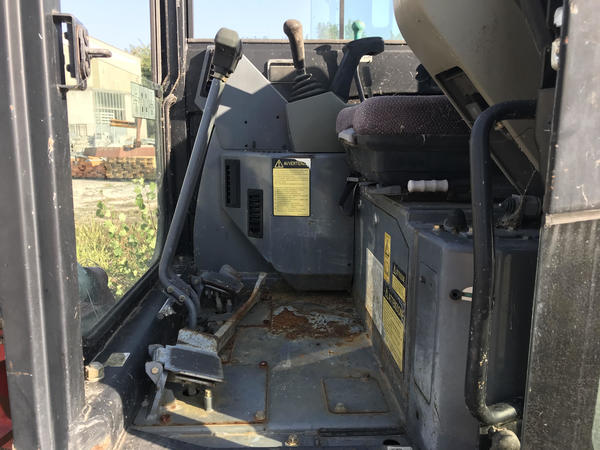 1#3475 Mini escavatore cingolato Takeuchi TB23R in vendita - foto 10