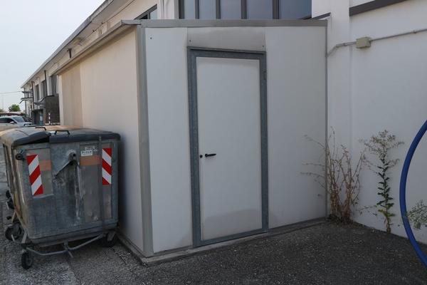 7#3476 Capanno per cisterna e capanno per compressore in vendita - foto 4