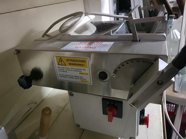 4#3482 Macchina per la pasta Monferrini e bilancia in vendita - foto 5