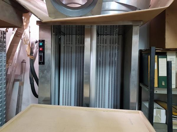 Attrezzature bar e ristoranti in vendita