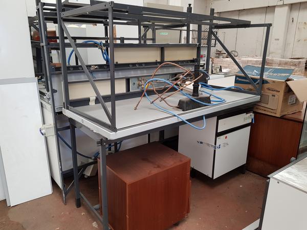 13#3483 Bancone da laboratorio in vendita - foto 1