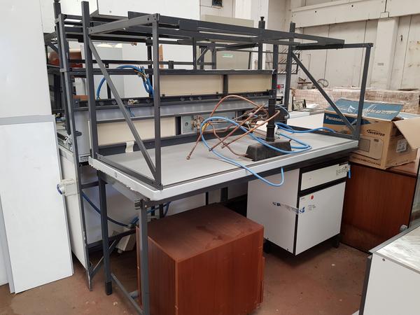 13#3483 Bancone da laboratorio in vendita - foto 2