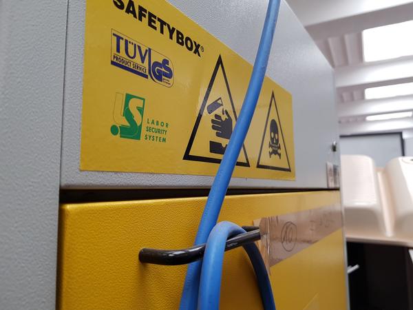 4#3483  Armadi di sicurezza da laboratorio Bicasa in vendita - foto 7