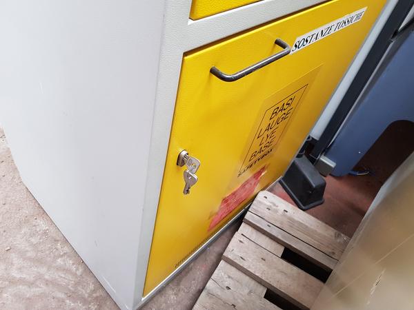 4#3483  Armadi di sicurezza da laboratorio Bicasa in vendita - foto 8