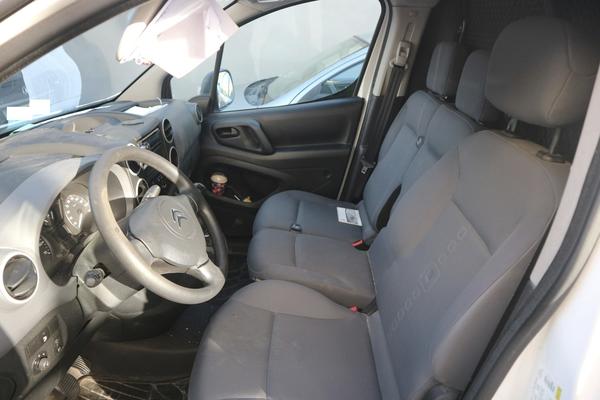 12#3502 Autocarro Citroen Berlingo in vendita - foto 9