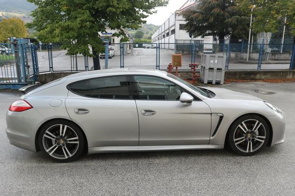 20#3502 Autovettura Porsche Panamera in vendita - foto 2