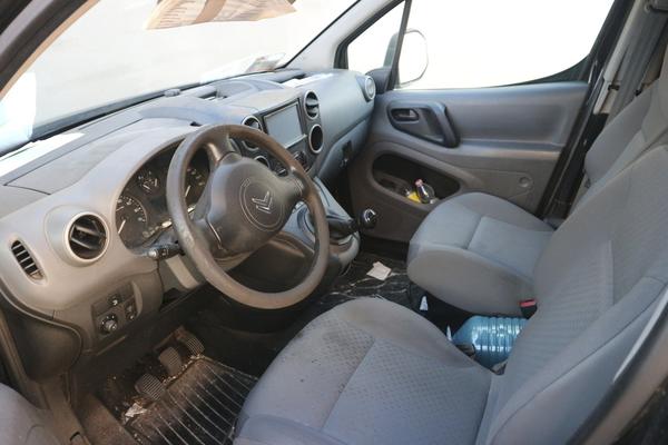 7#3502 Autocarro Citroen Berlingo in vendita - foto 11