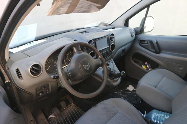 7#3502 Autocarro Citroen Berlingo in vendita - foto 12