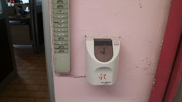2#3503 Arredi e macchine da ufficio in vendita - foto 4