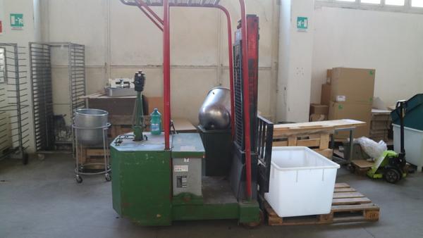Carrelli elevatori in vendita