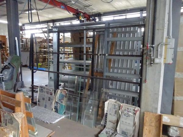 2#3505 Scaffalature e tavoli da lavoro in vendita - foto 3